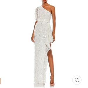 Mac Duggal NWT 4 One Shoulder Embellished High Low Asymmetric Gown White